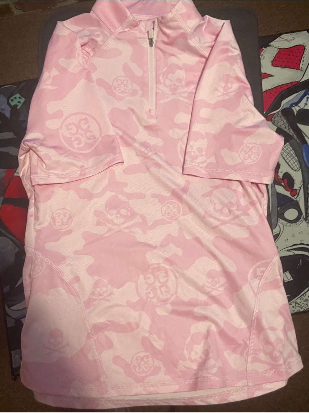 G/Fore Women’s Performance Pink Camo Skull 1/4 Zip Golf Polo Top